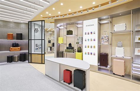 RIMOWA Store Greenbelt 3.